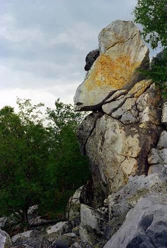 Скалы останцы Южного Урала