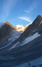 Ледник Зексегертенфернер на границе хребта Каунерграт и массива Вайскамм