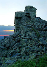 Скалы Замок на главной вершине хребта Уреньга